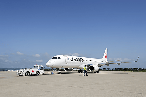 J Air 7月1日に民営化した仙台 伊丹線に エンブラエル 190 型機就航 仙台発着便に クラスj 装備機材が復活 トラベル Watch