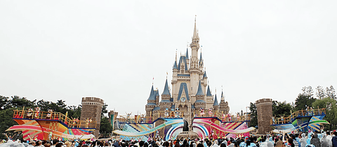 東京ディズニーランドで和がテーマの ディズニー夏祭り 開催 7月9日 8月31日 夏の恒例ずぶ濡れイベントがさらにパワーアップ トラベル Watch