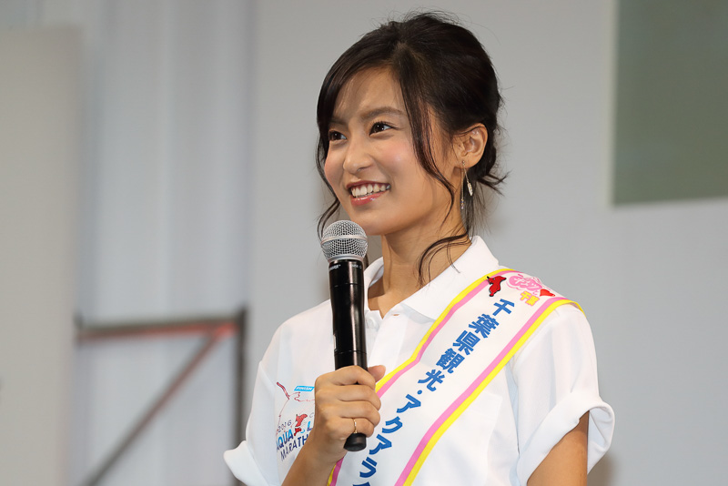 画像 イベントレポート 千葉県prに小島瑠璃子さん登場 熊本prステージではくまモンと来場者が一緒に えいえい モーン 東伊豆町の 馬鹿囃子 も 5 19 トラベル Watch