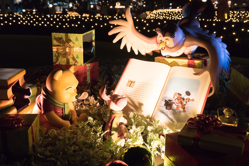 画像 東京ディズニーランド 16年の クリスマス ファンタジー パレード スペシャルグッズ編 ストーリーブックからあふれ出すディズニーの仲間たちのクリスマス がテーマ 162 164 トラベル Watch