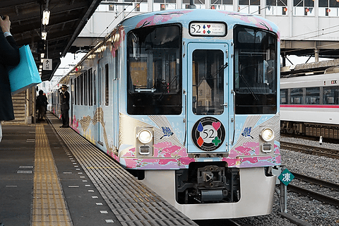 西武鉄道とメゾン ド マリアージュ レストラン観光電車 52席の至福 を貸し切るウェディングプラン発売 7月1日から実施 価格は税別230万円 トラベル Watch