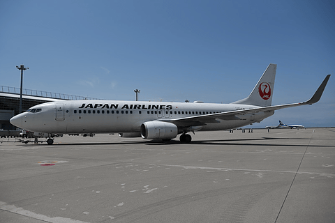 Jal セントレアで名古屋 札幌線就航30周年記念セレモニー実施 桜前線の到達した北海道へ向けjl3105便が出発 トラベル Watch