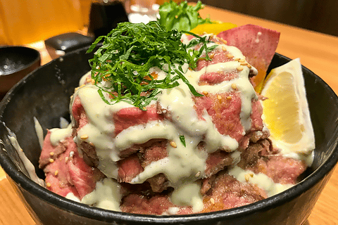 長谷川ダイヤモンドキッチン 鎌倉の和風カフェ 楠の木 リニューアルで6月1日 4日はローストビーフを半額 ご飯が見えない山盛りのローストビーフ丼 大仏 盛り が自慢 トラベル Watch