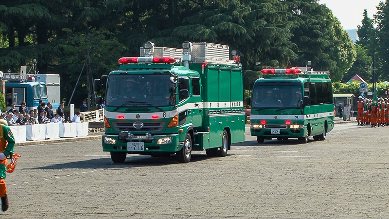 画像 約1900名が参加した17年度警視庁機動隊観閲式を動画で紹介 車両86台 警備犬8頭も参加 37 61 トラベル Watch