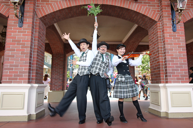 画像 東京ディズニーランドで ディズニー七夕デイズ を7月7日まで開催中 2017年は光輝く ウィッシングプレイス が登場 ミッキーマウスとミニーマウスが新コスチュームでお出迎え 45 75 トラベル Watch