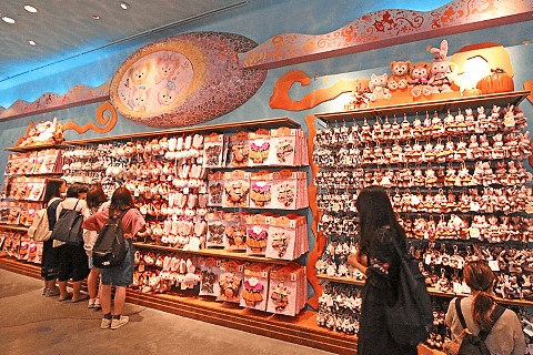 画像 お菓子をイメージしたかわいい仮装のダッフィーたちが登場 東京ディズニーシーで ダッフィーのハロウィーン 実施中 13 25 トラベル Watch