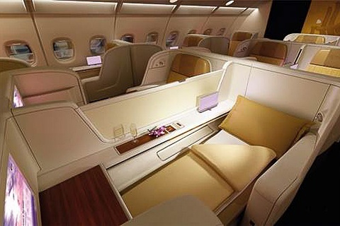 タイ国際航空 エアバス A380 800型機をセントレア バンコク線に期間限定導入 4月日 6月12日限定 ファーストクラス12席を設定 トラベル Watch