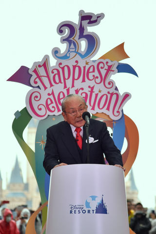 東京ディズニーリゾートで開園35周年を祝う Happiest Celebration 開幕 オープニングセレモニーでパーク拡張にも言及 トラベル Watch