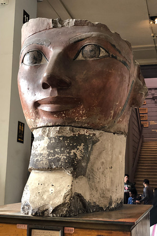 万超の収蔵品がひしめき合う エジプト考古学博物館 神話と古代の歴史に触れる トラベル Watch