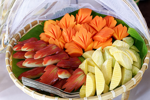 水上散策できる農園が3月オープン 果物と花と芸術のバンコク ラーチャブリーを巡る トラベル Watch