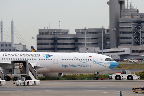 マスクを着けた飛行機の機内に入ってみた ガルーダ インドネシア航空 A330 900neoのビジネス エコノミークラスを写真で紹介 トラベル Watch