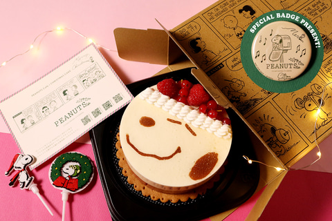 スヌーピーのクリスマスケーキ Peanuts Cafe オンラインショップ で限定販売 トラベル Watch