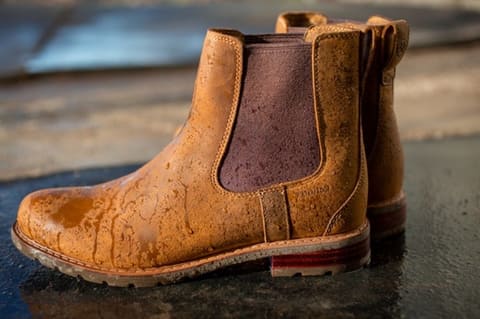 乗馬ブーツメーカー Ariat アウトドア向け防水ブーツ発売 着脱しやすく柔らかな履き心地 トラベル Watch