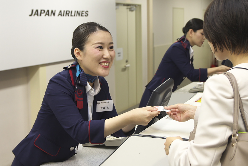 画像 Jal グランドスタッフが おもてなし の技を競う 空港サービスのプロフェッショナルコンテスト 予選編 18 31 トラベル Watch Watch