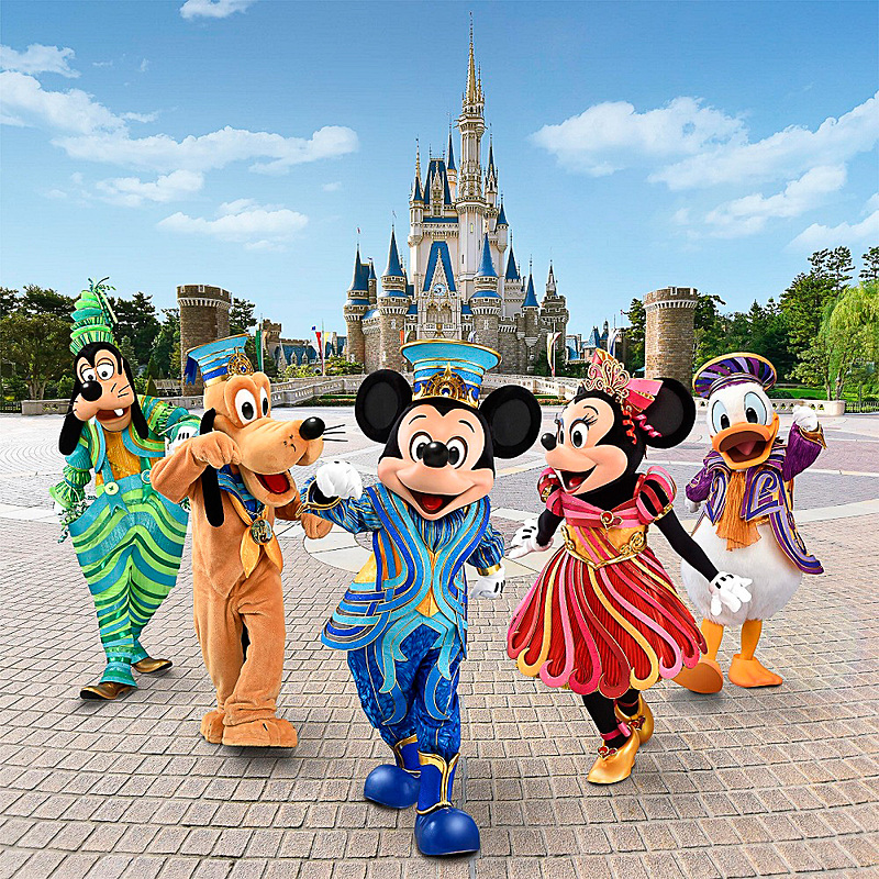 東京ディズニーリゾート35周年“Happiest Celebration！”のコスチューム