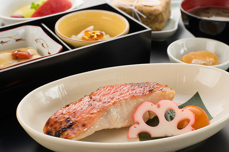 非売品　JAL 国内線ファーストクラス　就航記念　レザートレイ 非売品 JAL 国内線ファーストクラス 就航記念 レザートレイ JAL