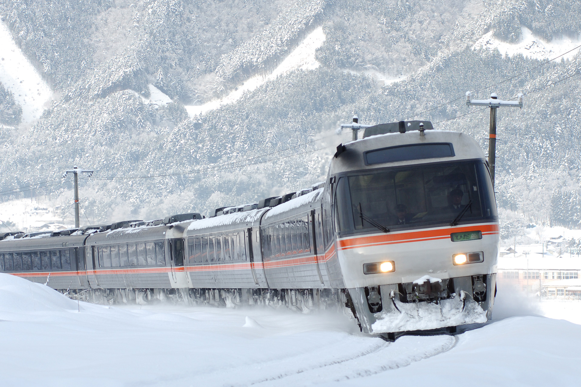 JR東海、指定席券売機で「ひだ」など在来線特急きっぷの受け取り可能に