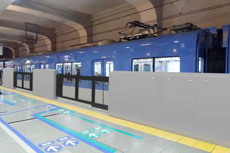 阪神電車、神戸三宮駅の1番線と3番線に可動式ホーム柵設置 - トラベル