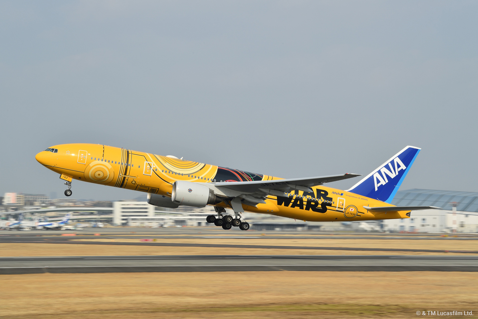 ANA、映画「スター・ウォーズ」新作公開記念で「C-3PO ANA JET」運航 ...