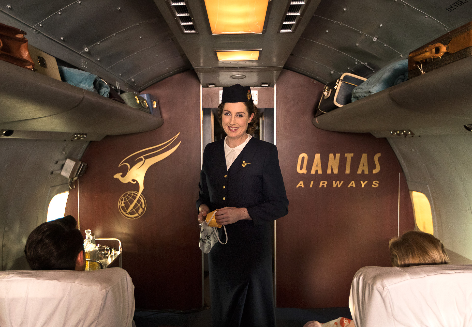カンタス航空、創業100周年を記念した新たな機内安全ビデオ。3月1日