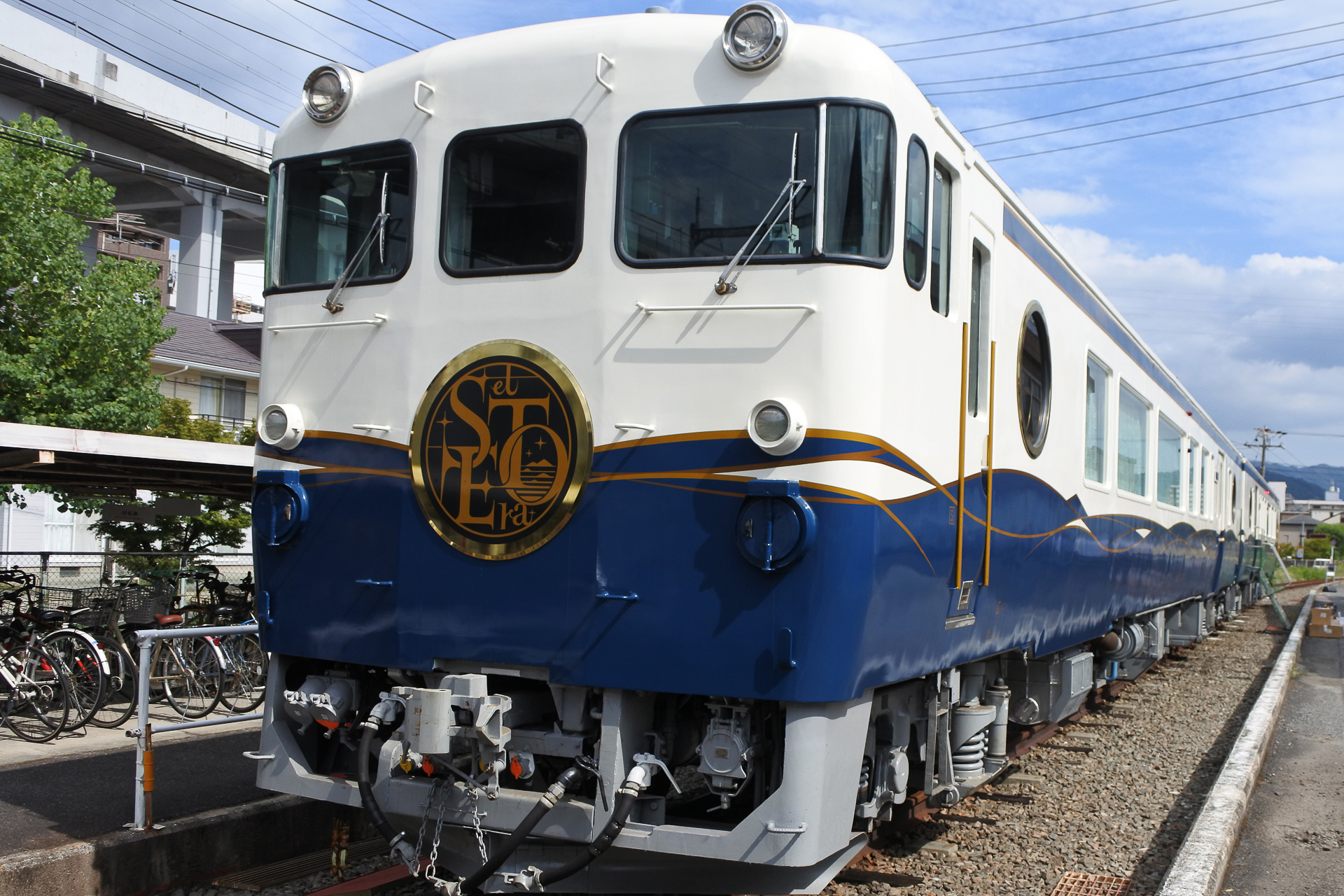 秋はgo To 広島 瀬戸内 1泊2日で列車と船とグルメの旅 ハローキティ新幹線 観光列車 エトセトラ 観光クルーザー シースピカ に乗りました トラベル Watch