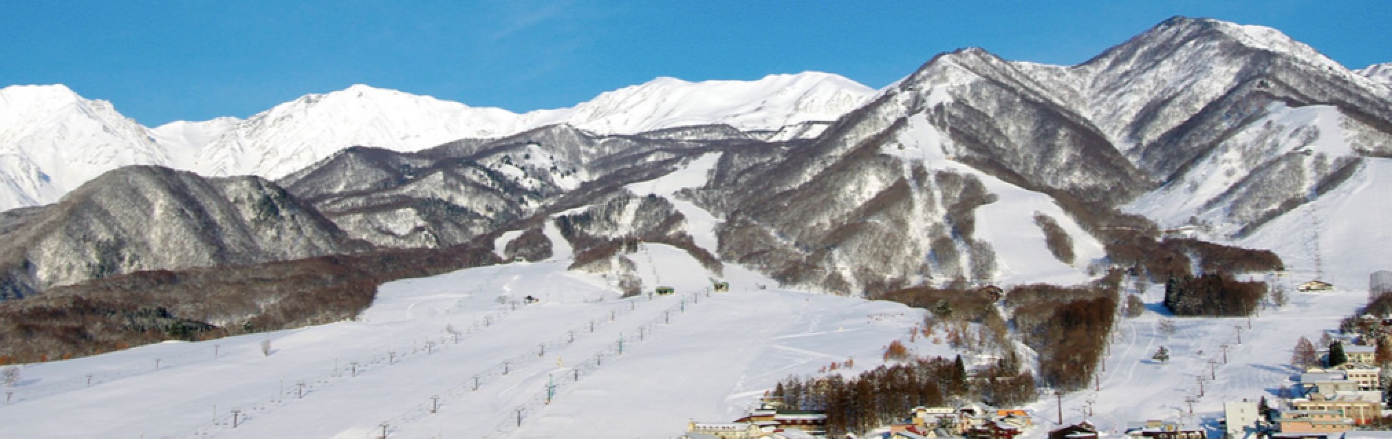 長野の栂池高原スキー場、2020～2021冬季シーズンの営業開始。ベース