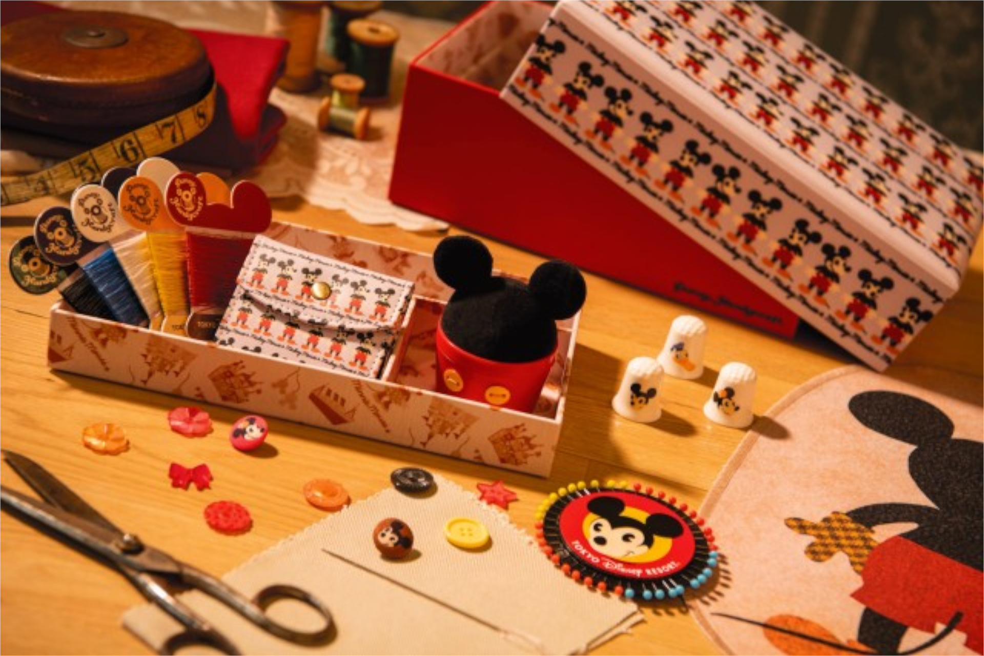 オリエンタルランド オリジナルのハンドメイドアイテムが作れる Disney Handycraft 発売 トラベル Watch