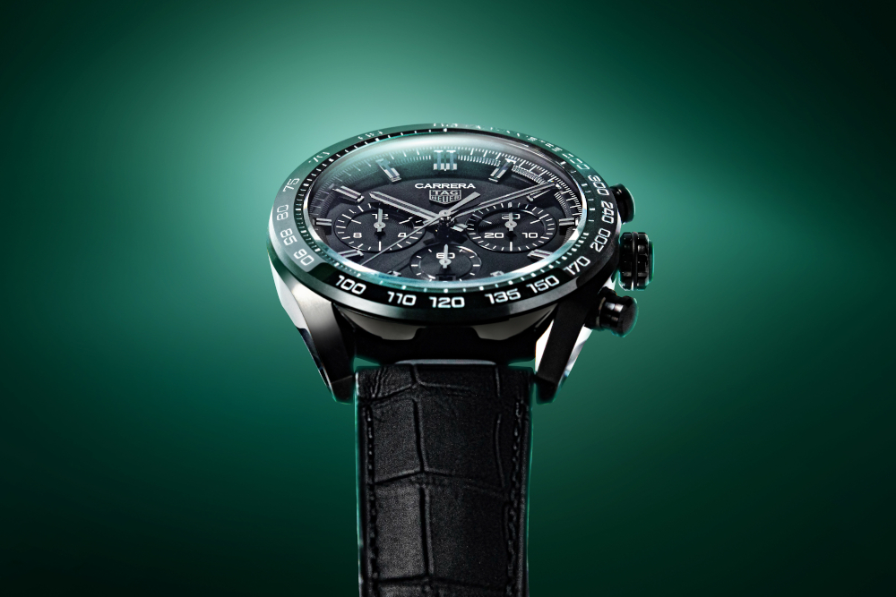 タグ・ホイヤー、「カレラ キャリバーホイヤー02 ジャパン ブラック