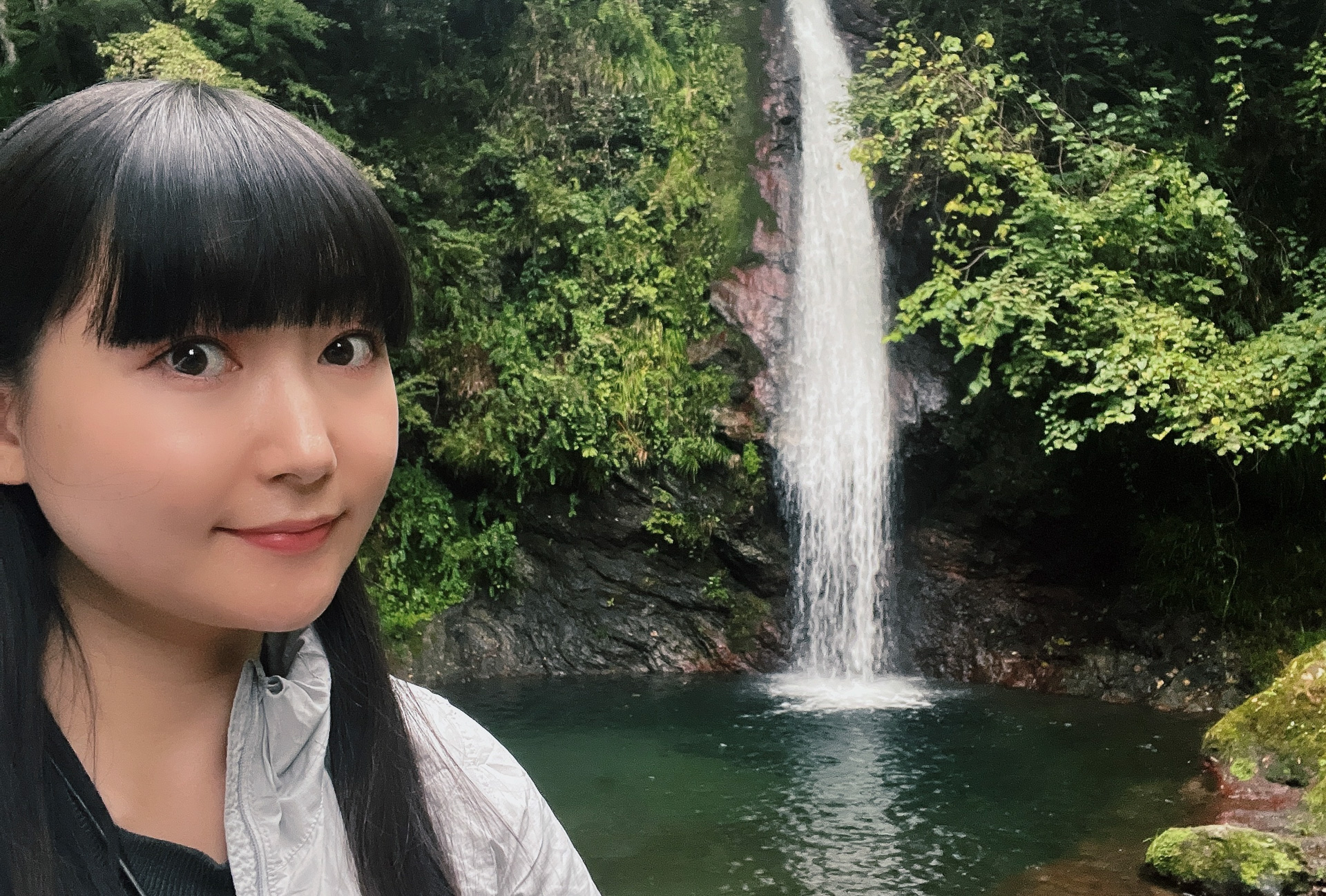 【ボーカリスト琴音の音楽旅】秋の秩父ドライブ旅！ ダリア園と華厳の滝、温泉と秩父を堪能しました - トラベル Watch