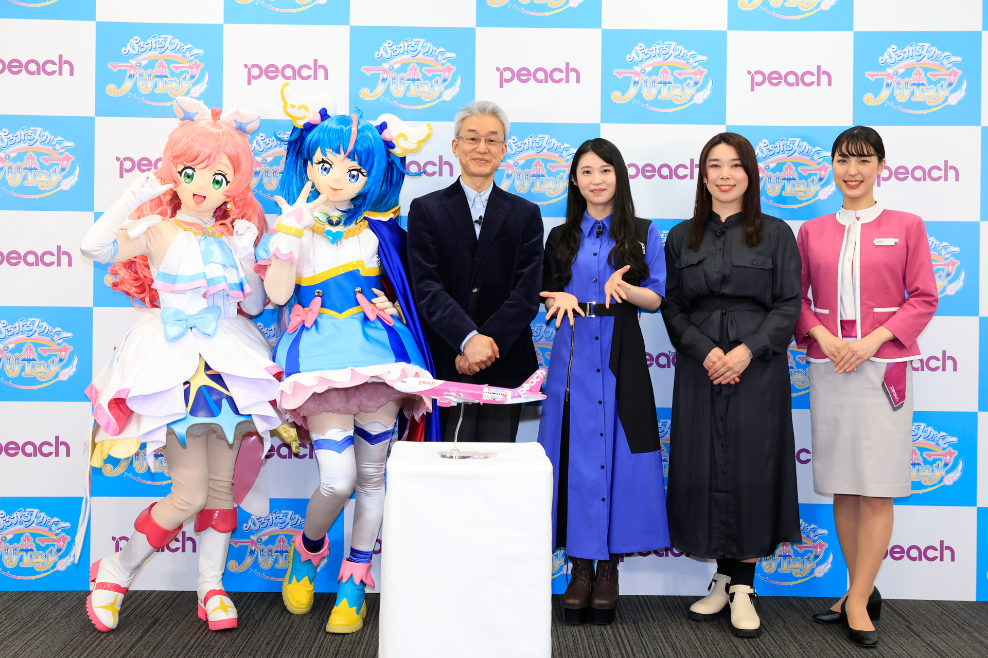 ひろがるスカイ！プリキュア×ピーチ、ラッピングジェット就航。コラボ