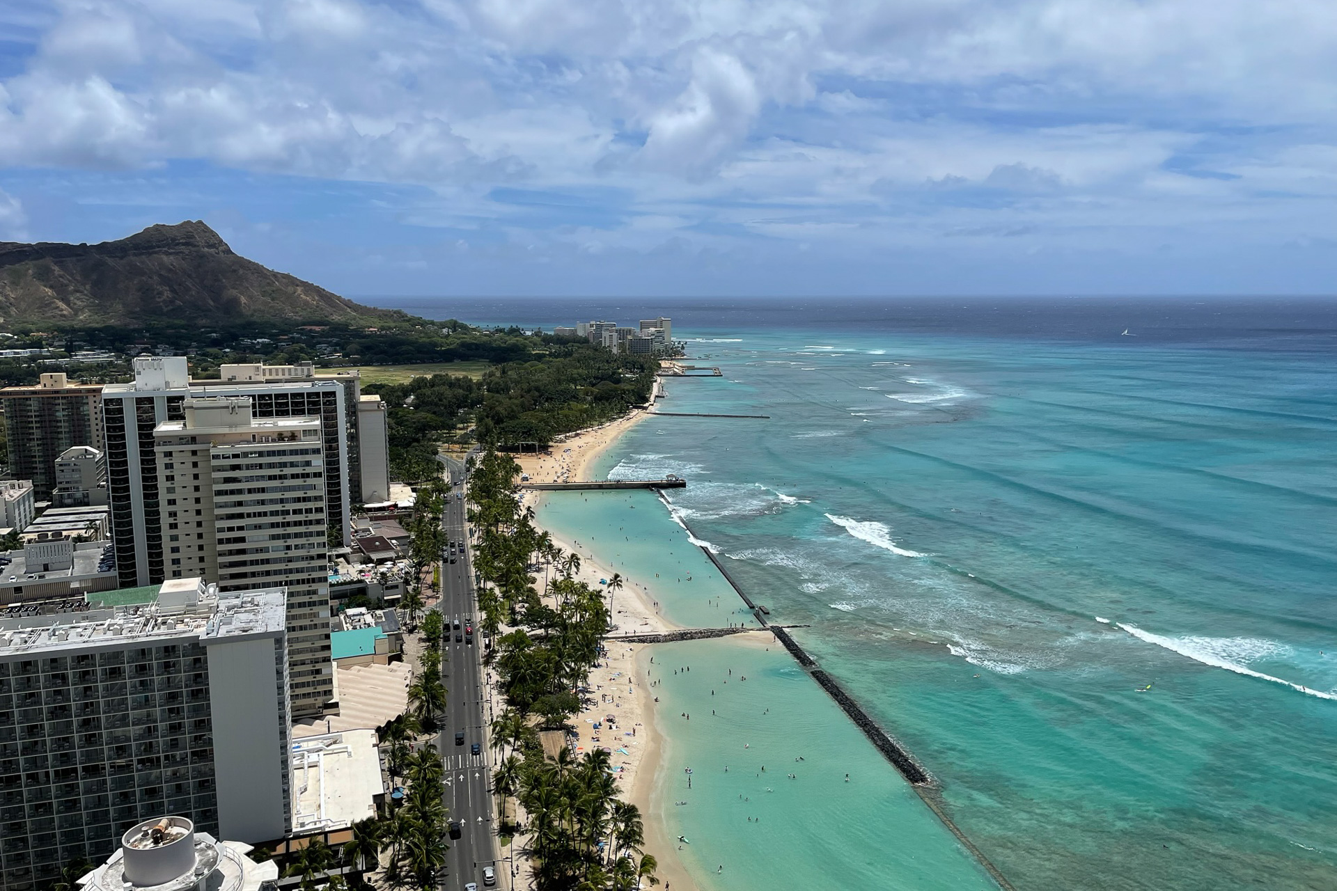 旅のプロに聞く】ANA Xとジャルパック担当者が教えるハワイの最新事情