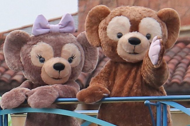 水上グリーティングにダッフィー＆フレンズ7人が初めて勢揃い！ 船が