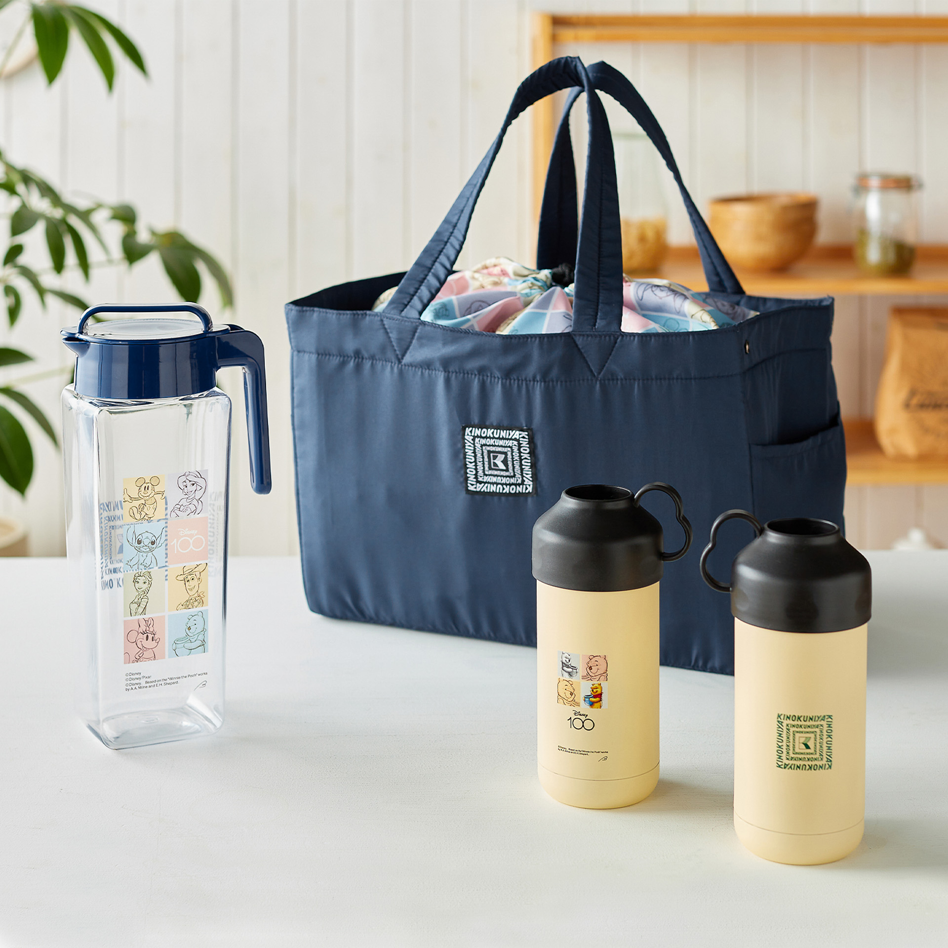 紀伊國屋×ベルメゾン、ディズニー100のトリプルコラボ。保冷バッグなど