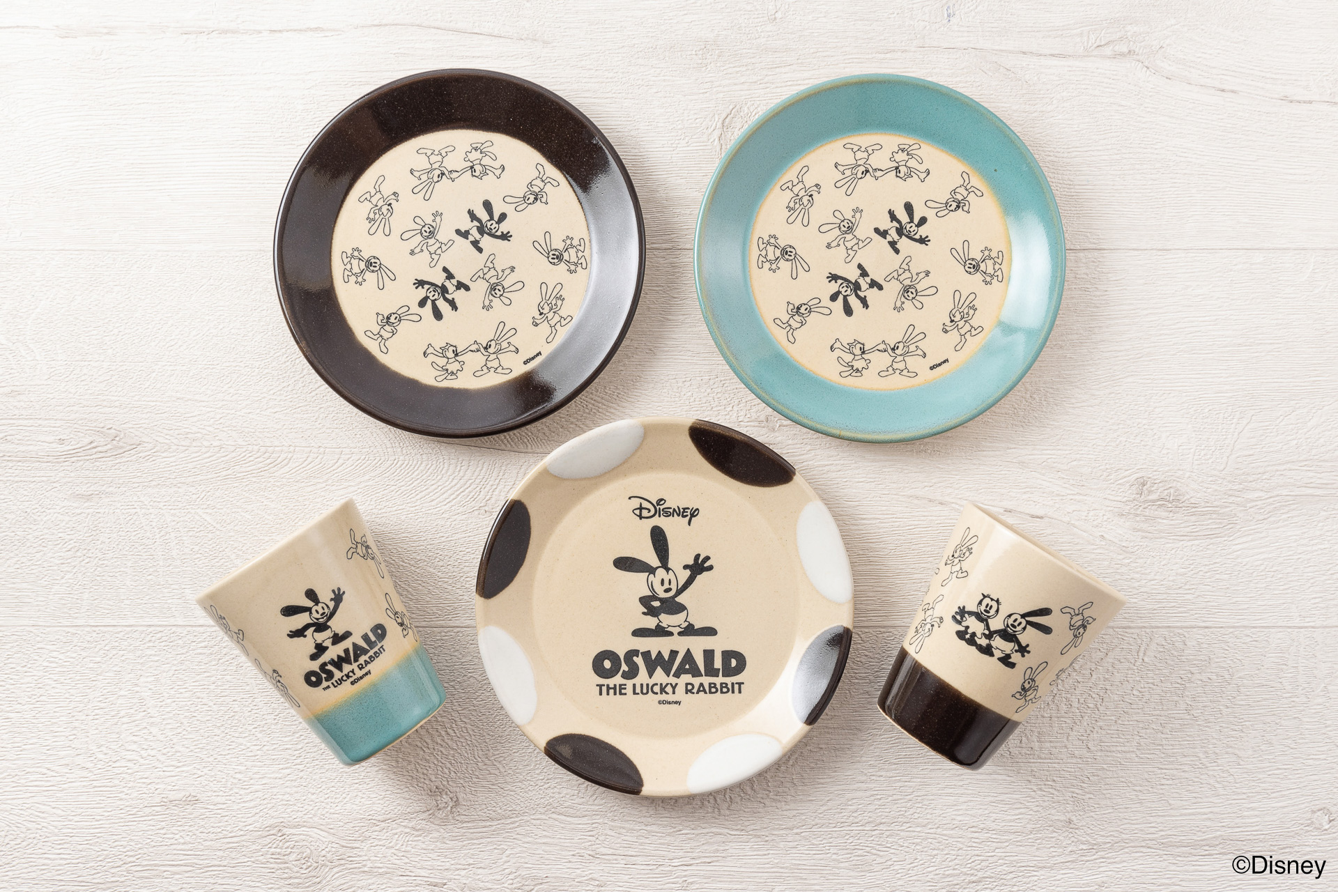 最終値下‼️ 9月末削除 Hallmark オズワルド ディズニー ホールマーク ディズニー・オズワルド柄の益子焼きで秋の食卓を飾ろう！ 使えば