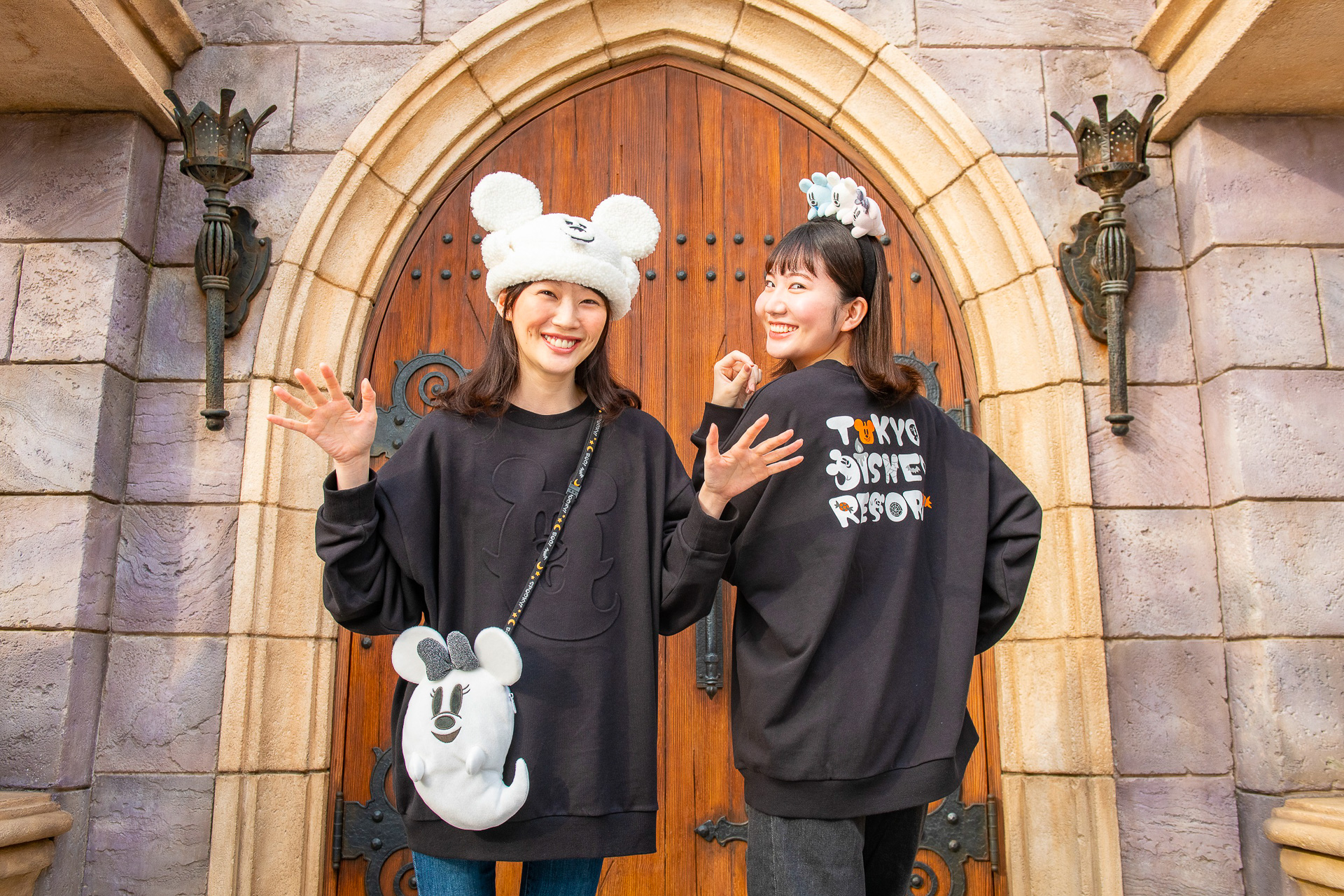 【公式】東京ディズニーランド　2000年クリスマスウォッチ　ピンバッチ付