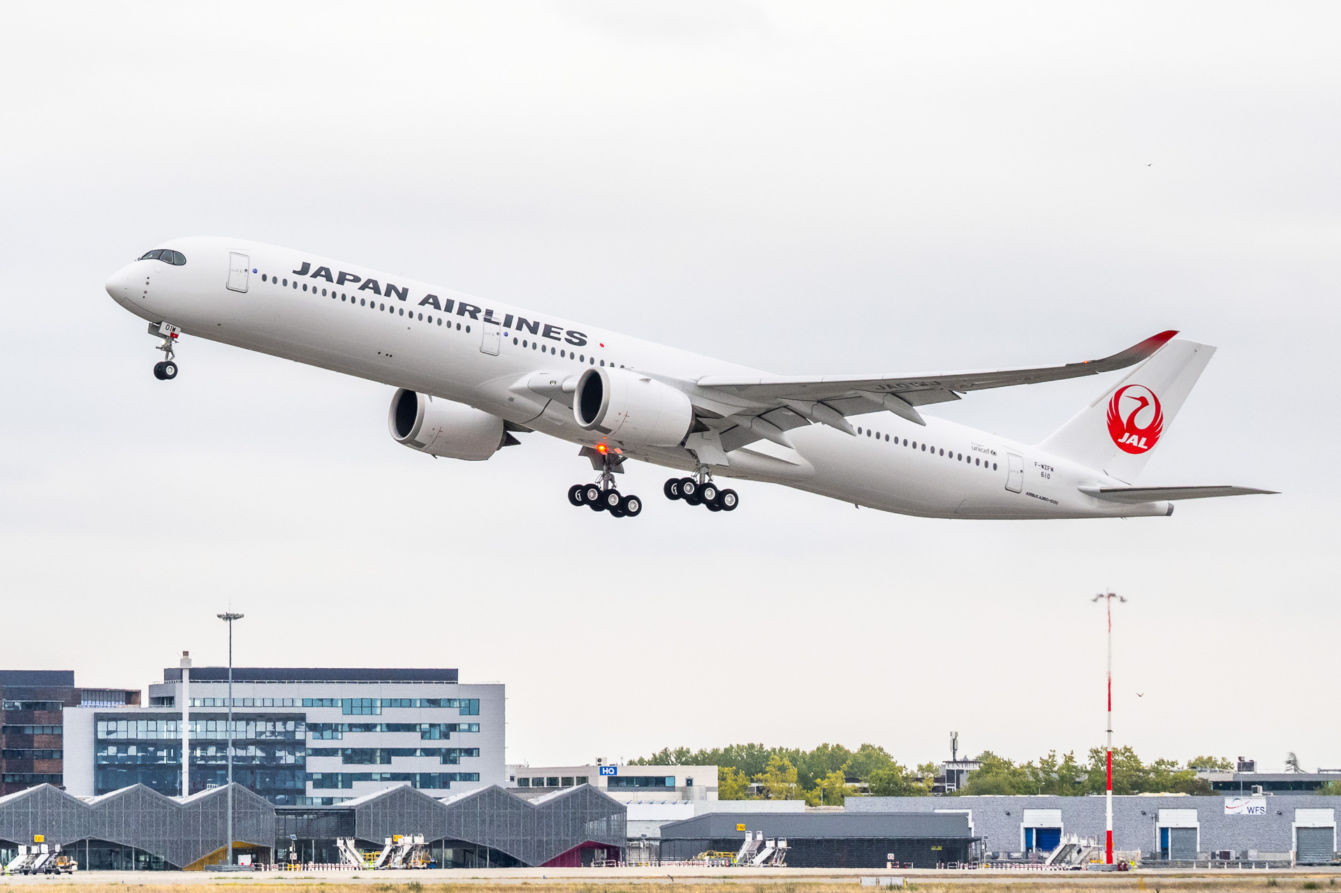 JALの国際線新機材A350-1000、初号機がテストフライト実施！ 年内就航 ...