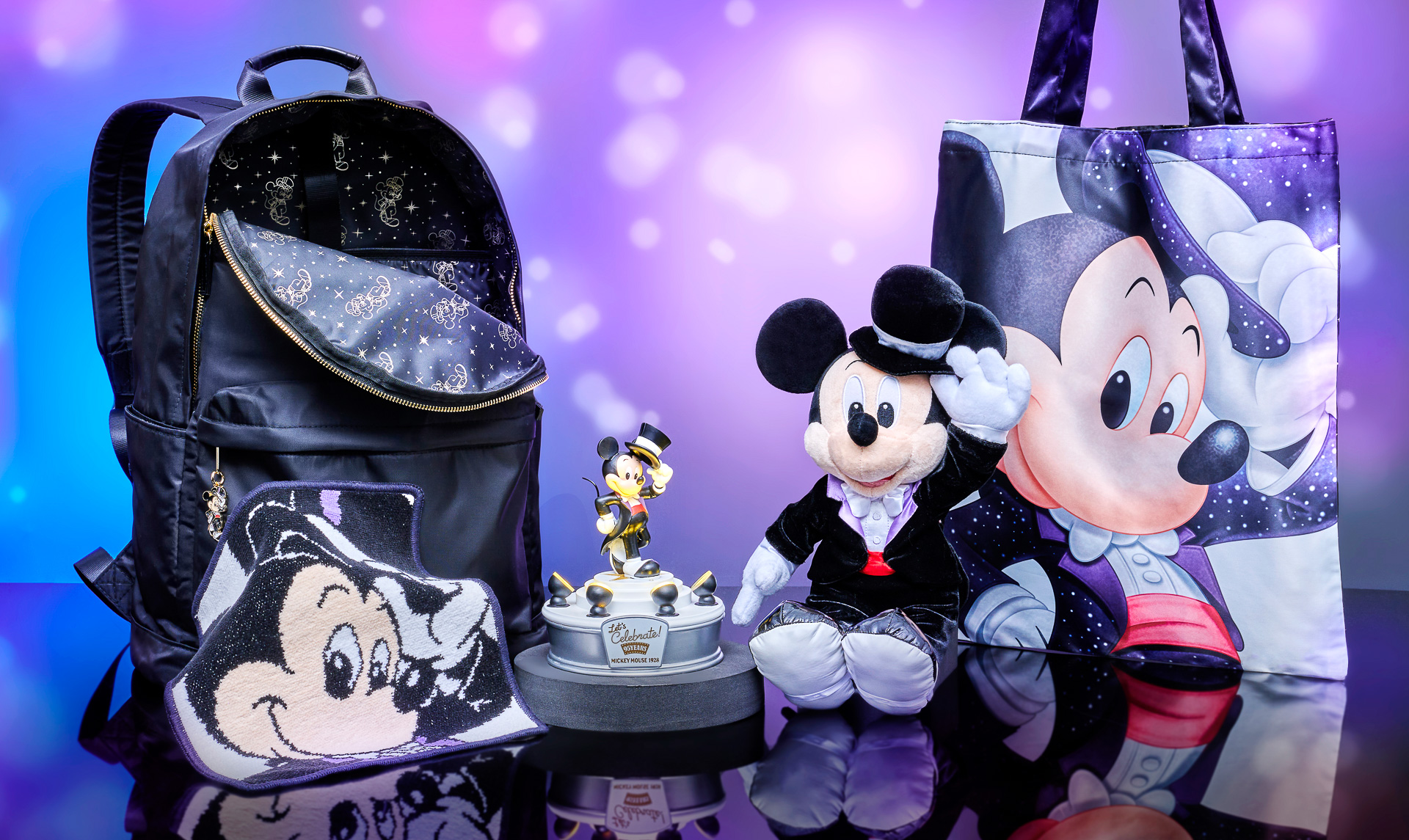 ミッキーマウスのデビュー95周年をお祝い！ ディズニーストアの