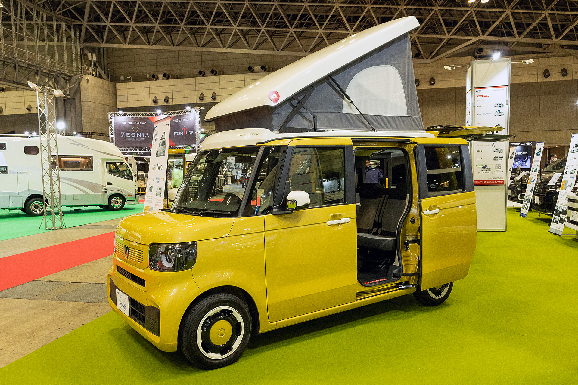 普段使いしやすいキャンピングカーがほしい！ 乗用車＋ポップアップルーフに注目の「ジャパンキャンピングカーショー2024」レポ - トラベル Watch