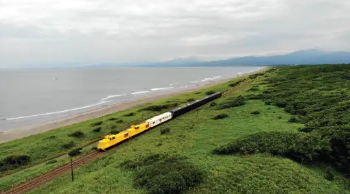 THE ROYAL EXPRESS、2024年も8月～9月に北海道で運行。3コース設定、4月11日から販売 - トラベル Watch