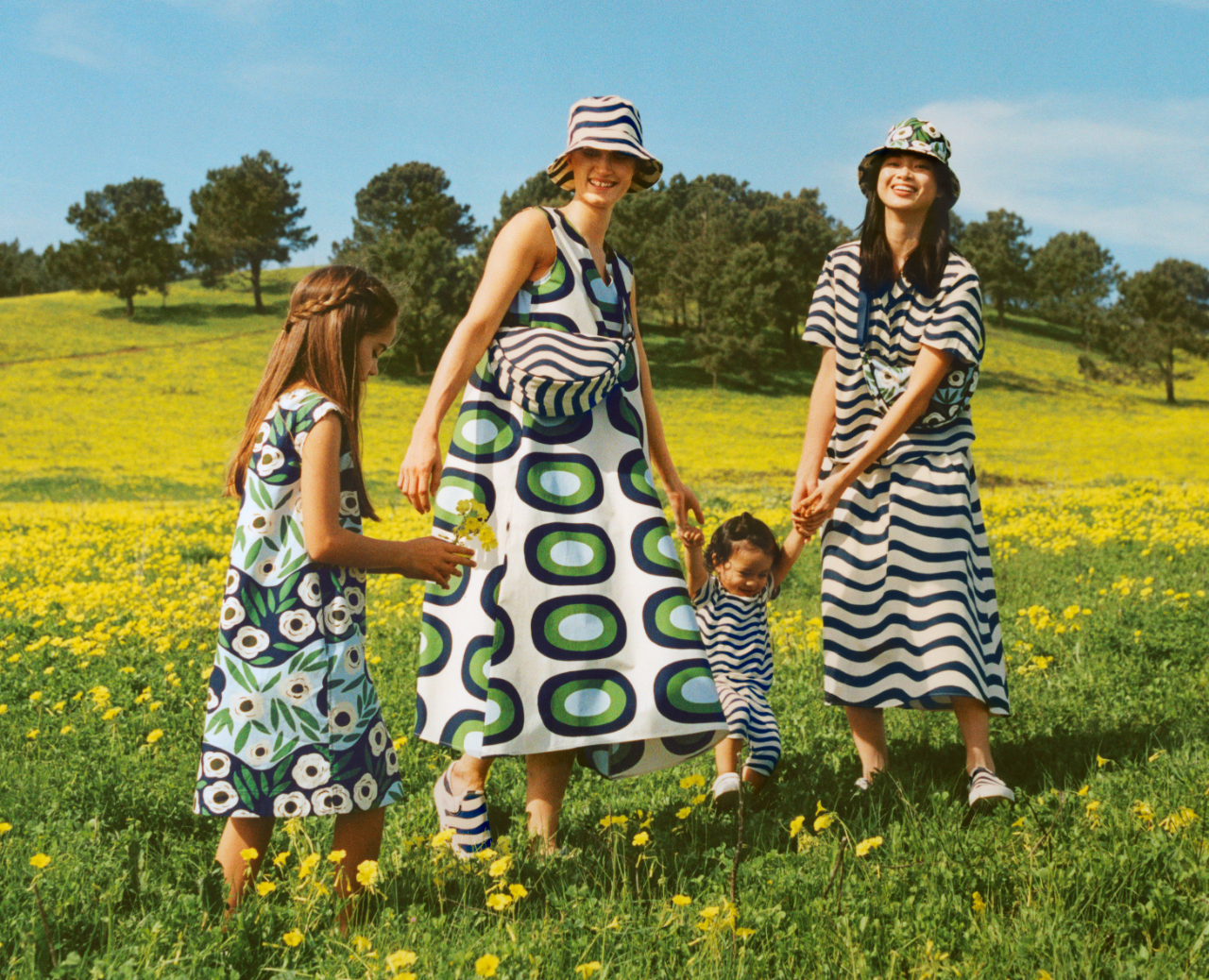 UNIQLO by marimekko　日本未発売　ワンピース　M　B3562 01.jpg
