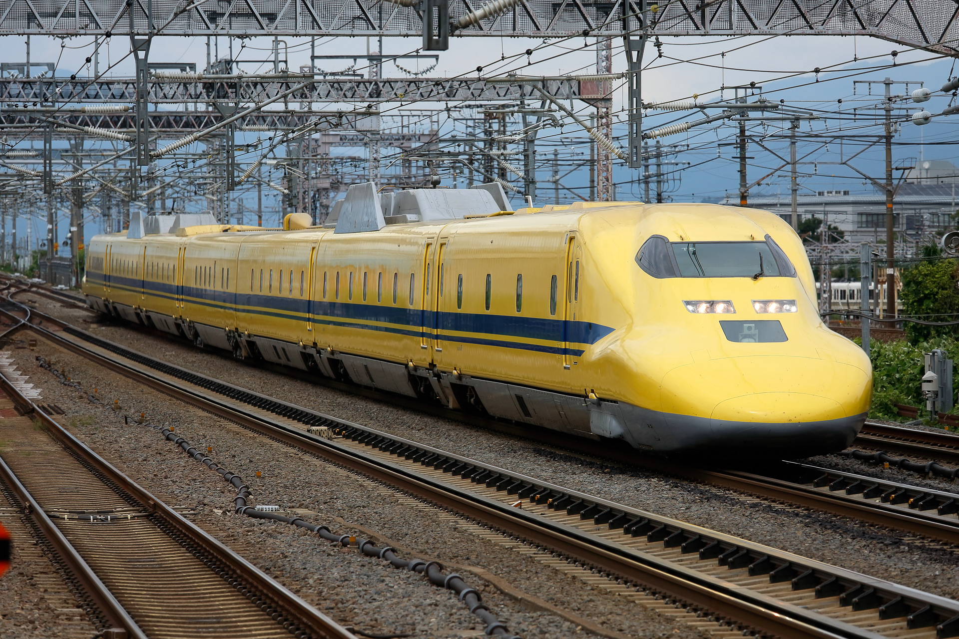 ドクターイエローは走りながら何をしているのか？ - トラベル Watch