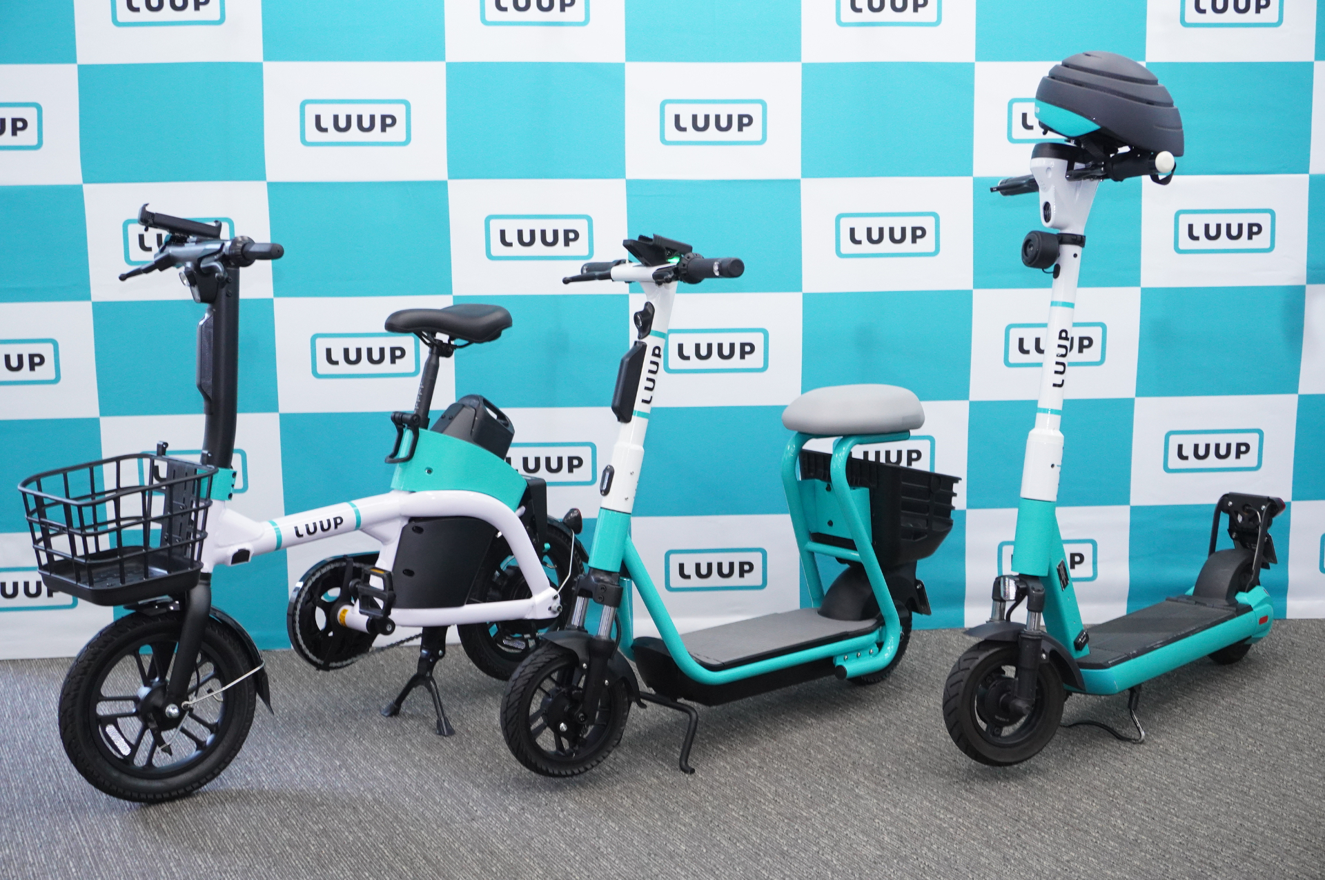 LUUP、特定小型原付の新車両「電動シートボード」を発表。日本初の“座席・カゴ付き”で幅広い年齢層に対応 - トラベル Watch
