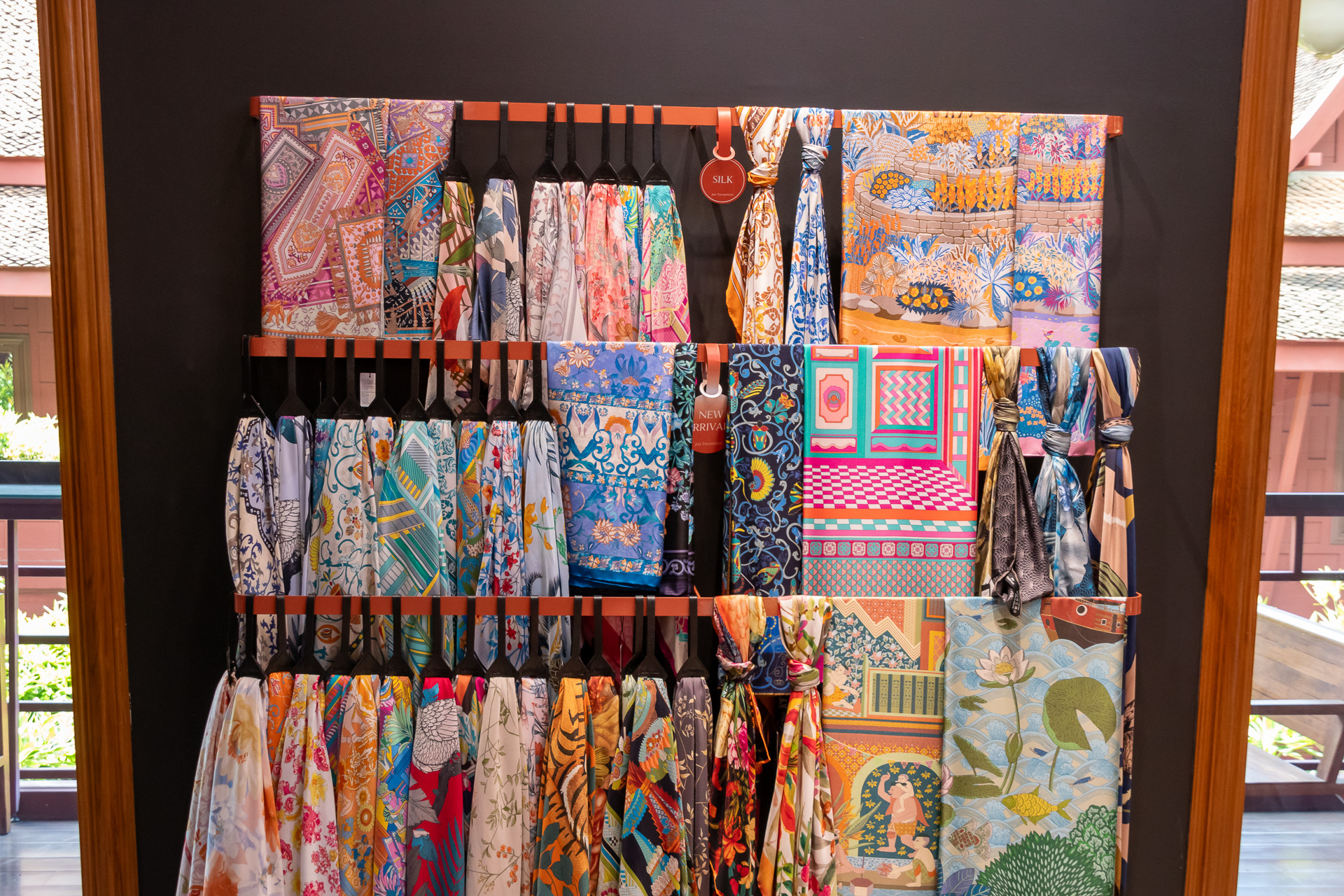 Trip.Best」オススメのバンコク周遊。ジムトンプソン・ハウス、ブルー