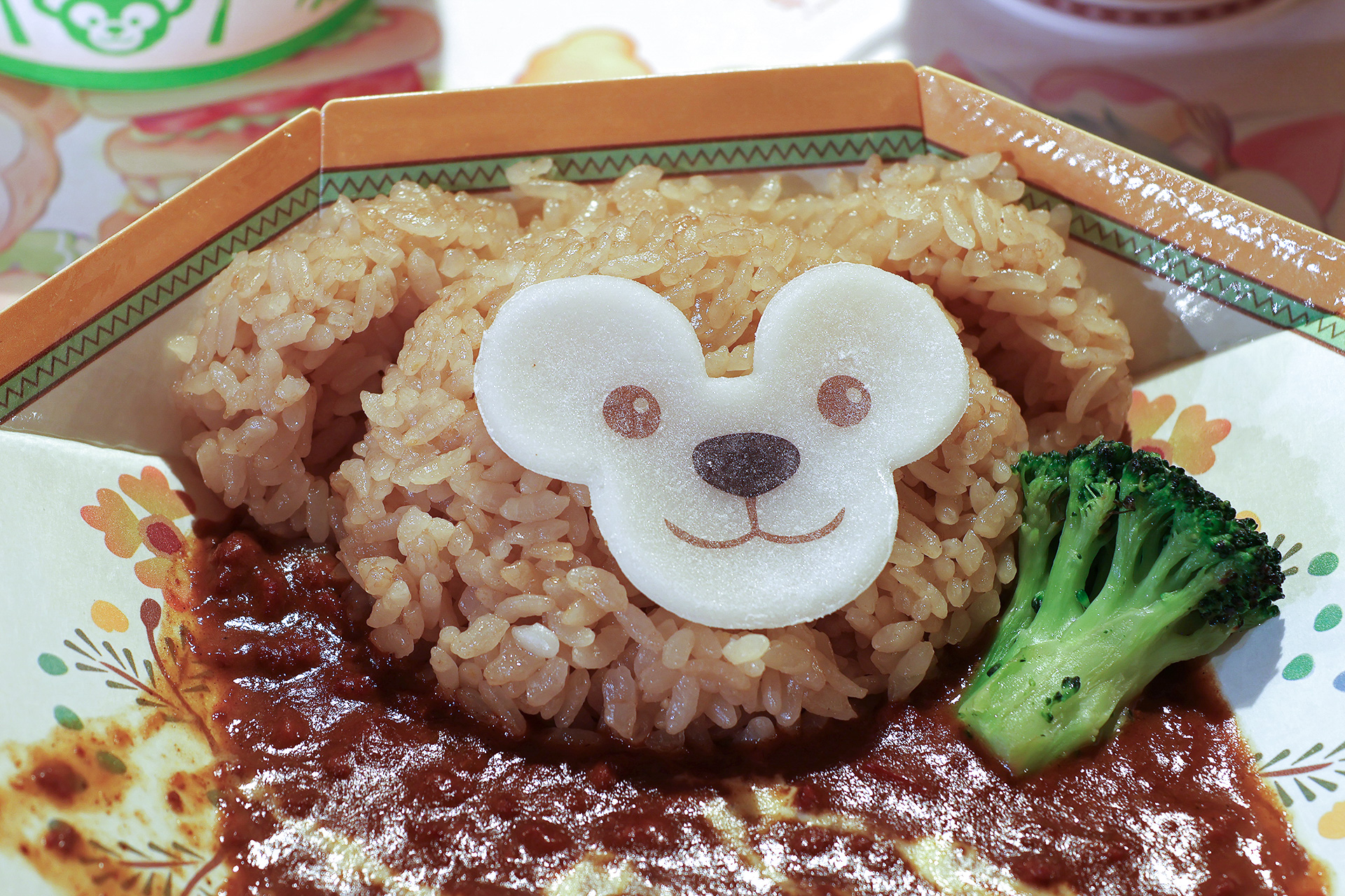 見た目は超キュートなのに味は本格的！ ダッフィー＆フレンズ