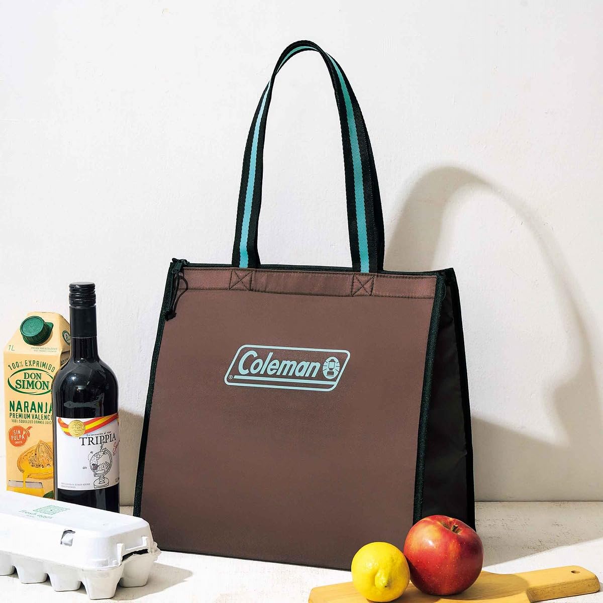 コールマン 保冷バッグ 廃盤 InRed 6月号、付録は「コールマン」大容量クーラートート。雨の