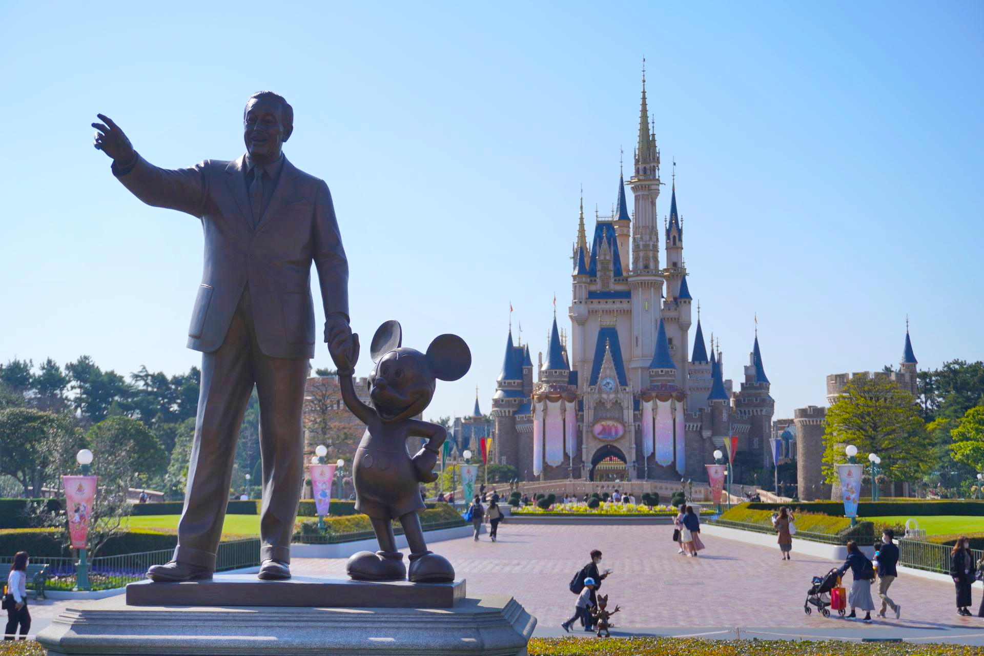 ディズニーパレード 6月の「まき夏まつり」にディズニーパレード