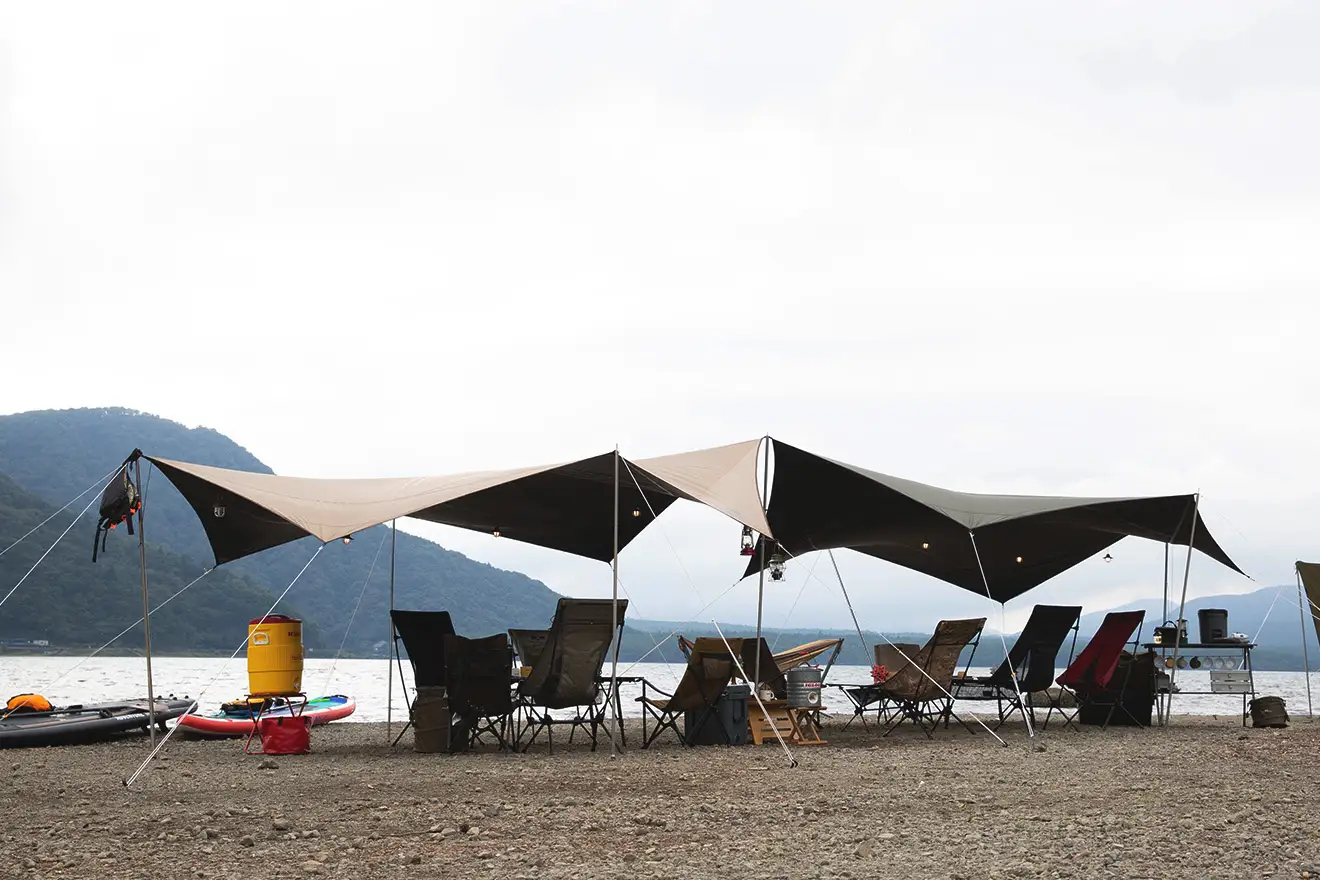 ogawaのタープ新商品。2カラーの八角形タイプ、テントと連結できる耐火