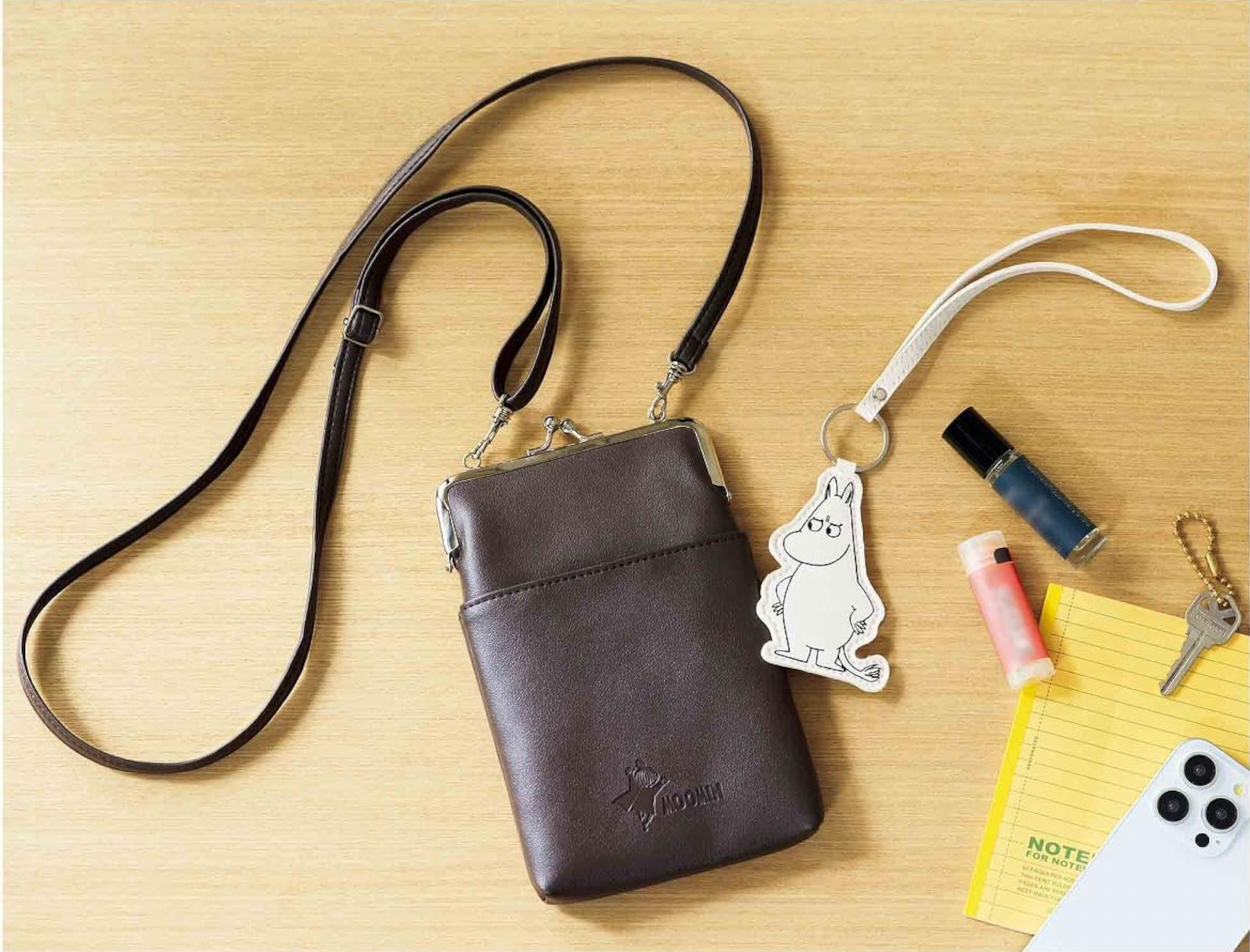 むーさん様 ご購入予定品 付録は「ムーミン」がま口ショルダー＆バッグチャーム。本日発売