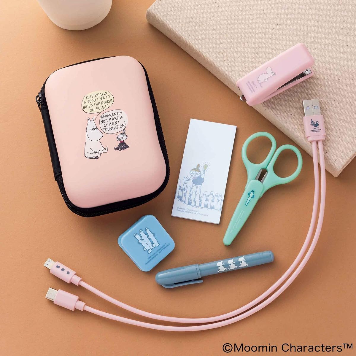 InRed 1・2月合併号は「ムーミン」ミニ文具6点セット付録！ ローラ