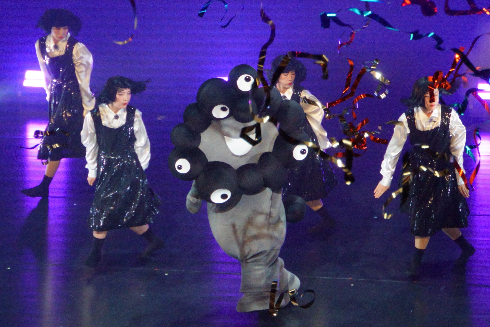 ライブレポート】黒ミャクがサプライズ出演！「ミャクミャク感謝祭